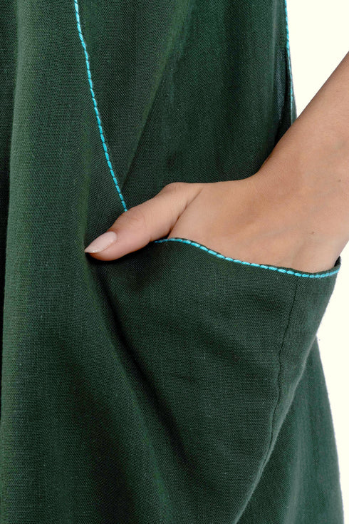 Sleeveless embroidered top in cotton gauze